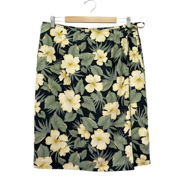 Tommy Bahama 100% Silk Wrap Skirt Women’s Size 14 Black Yellow Floral Tropical - Picture 1 of 7